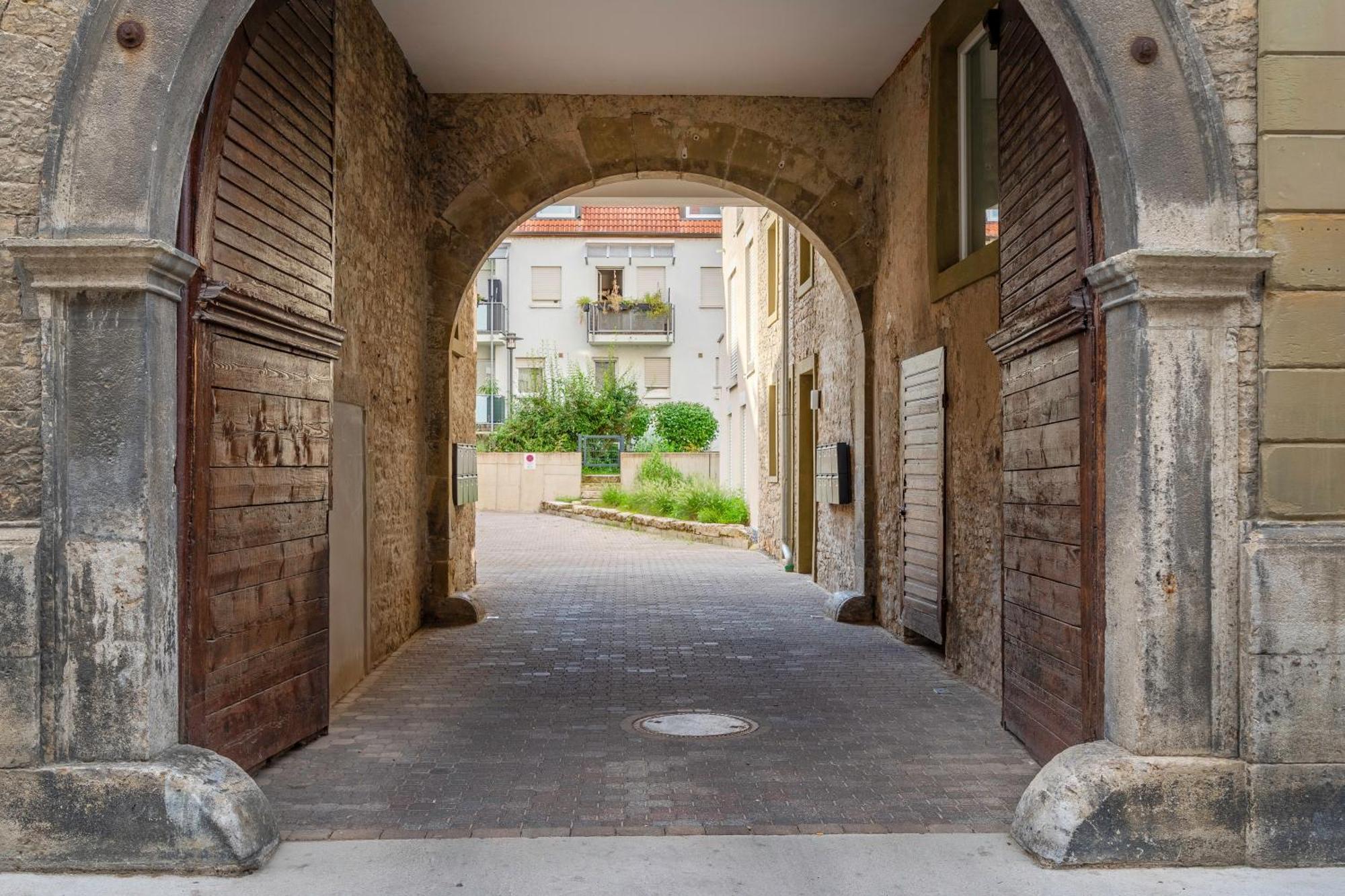 Alte Brauerei Mit Flair: Altstadt - Parkplatz - Kaffee Kitzingen Exterior foto
